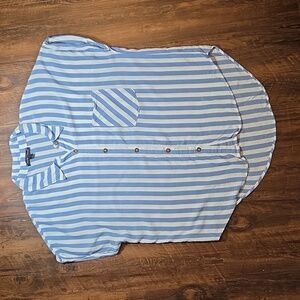 Moa Moa Blue and White Striped Shirt Size Large